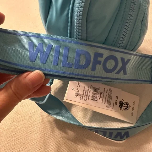 Wildfox Light Blue Sling Bag - Picture 7 of 7
